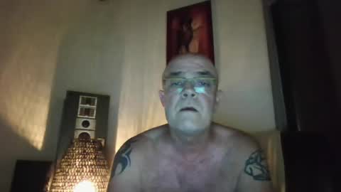 mauni1964 online show from July 7, 2:48 am
