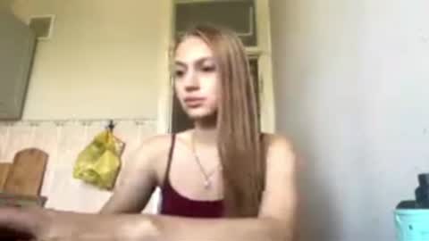 EveThis is my first day online show from August 18, 9:04 am