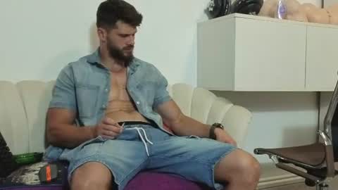 mauro_real_man online show from August 11, 3:08 am