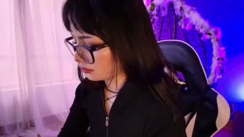 Mavis online show from August 13, 1:03 pm