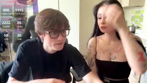 Mavis and Jade online show from June 26, 7:34 am