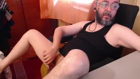 max818k online show from June 28, 6:27 am