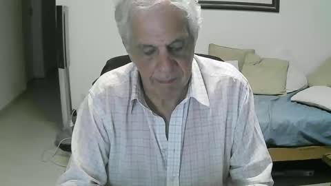 max_2017 online show from June 4, 3:54 am