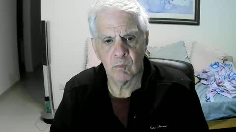 max_2017 online show from July 2, 3:07 am