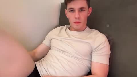 max__uk05 online show from August 16, 1:26 pm