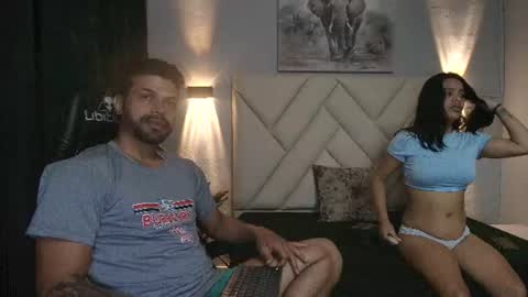 Max and ashley online show from August 14, 1:59 pm