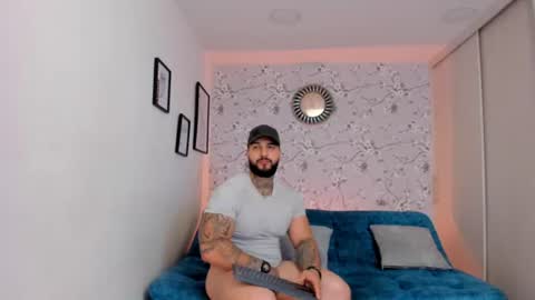 max_dic1 online show from July 20, 12:02 am
