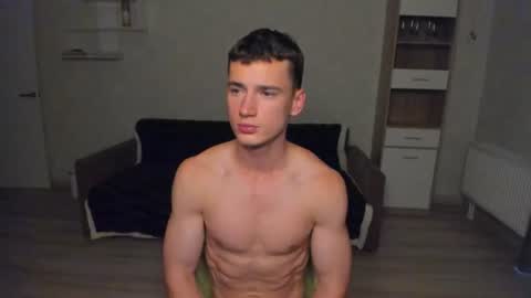 max_foks_ online show from August 4, 3:20 pm