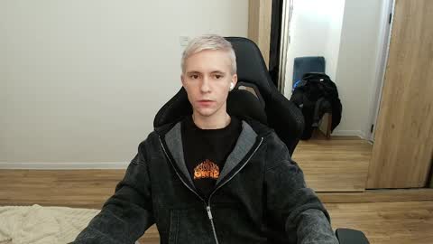 Max Gen with tats 24years  And Ethan without tats 20 years online show from April 1, 6:38 pm