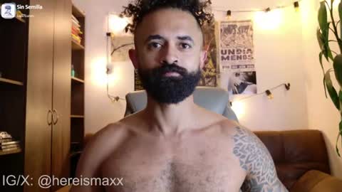 Max Follow me IGTW HereIsMaxx online show from July 14, 8:51 am