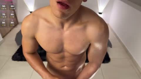 Max Lancaster online show from July 30, 9:21 pm