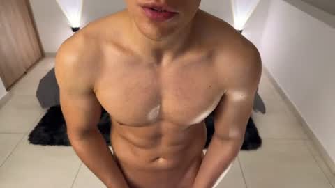 Max Lancaster online show from August 13, 12:24 am