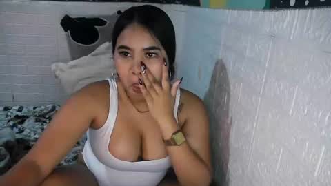 max_lovely123 online show from August 6, 12:04 pm