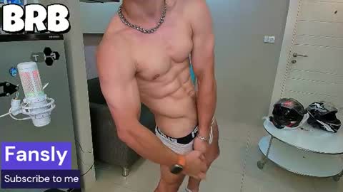 max_russell online show from July 26, 3:50 pm