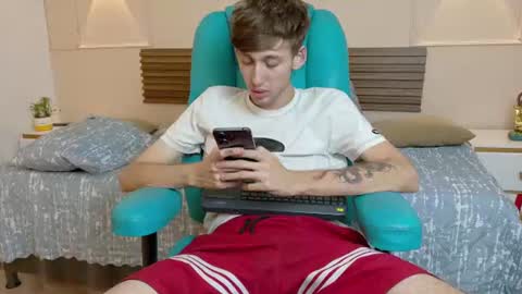 MX online show from August 4, 3:14 am