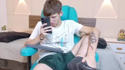 MX online show from August 12, 3:09 am