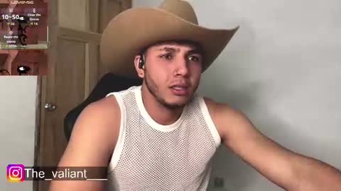 max_valiant1 online show from August 11, 11:29 pm