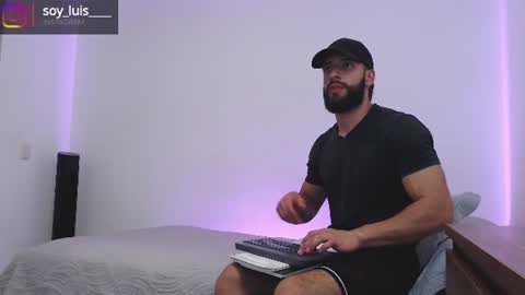 max_xl_ online show from July 21, 11:29 pm