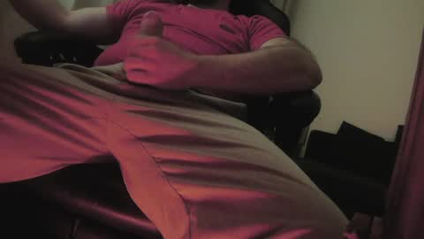 maxcamlove online show from June 7, 1:10 am