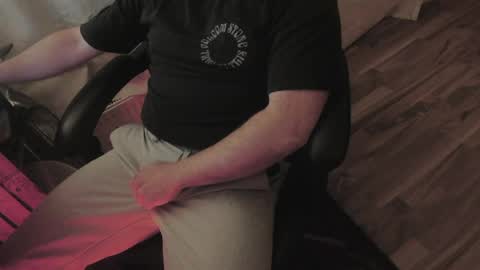 maxcamlove online show from June 13, 11:18 am