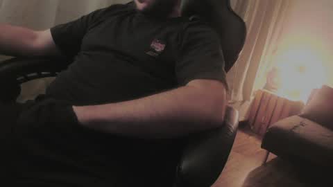 maxcamlove online show from August 17, 2:05 am