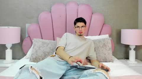 MaxFoox online show from July 31, 1:39 pm