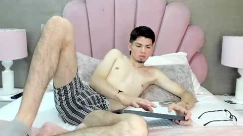 MaxFoox online show from August 4, 1:41 pm