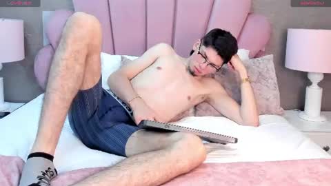 MaxFoox online show from August 15, 2:43 pm
