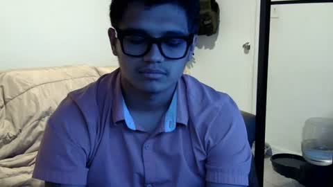 Max online show from August 4, 1:13 am