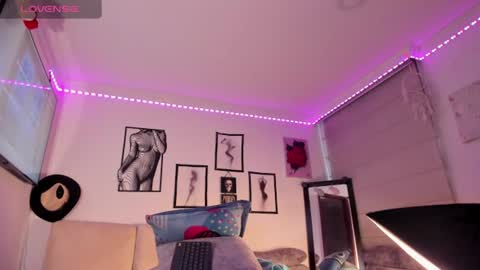 maximo_fire online show from July 28, 12:00 pm