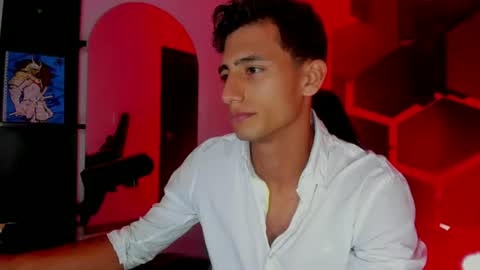 Maximo online show from August 1, 12:05 am