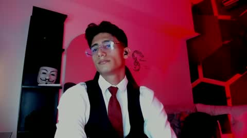 Maximo online show from August 14, 8:34 pm