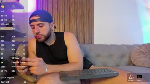 Maximo Wolf online show from August 10, 2:46 am