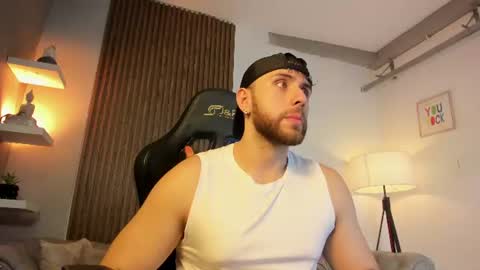 Maximo Wolf online show from August 13, 12:13 am