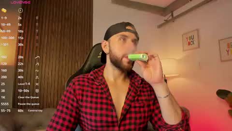 Maximo Wolf online show from August 14, 10:02 pm