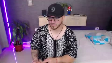 maximus online show from July 25, 4:49 am