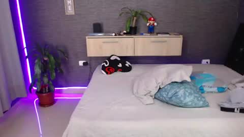 maximus online show from July 26, 4:39 am