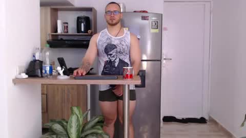 maximus online show from August 10, 10:22 pm