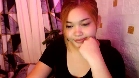 maxinean online show from July 16, 10:38 am