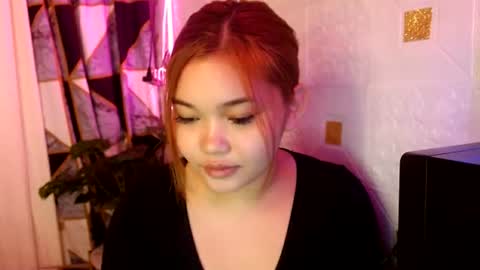 maxinean online show from July 16, 11:44 am