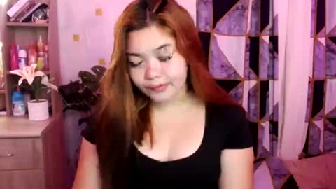 maxinean online show from August 12, 1:30 am