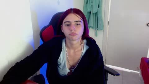 maxinesex_ online show from August 6, 8:52 pm