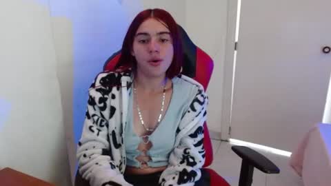 maxinesex_ online show from August 13, 4:10 pm