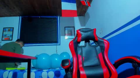 MAX online show from March 8, 9:32 pm