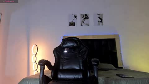 maxpower003 online show from August 10, 12:01 am