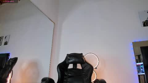 maxpower003 online show from August 12, 3:42 am
