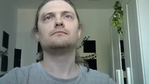 maxs_93 online show from August 13, 1:36 pm