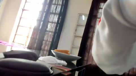 Max online show from July 27, 3:28 pm