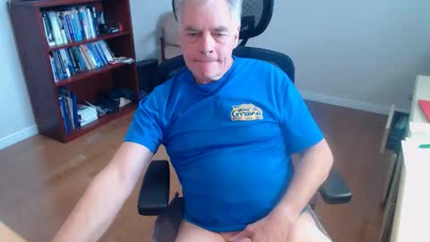 maxsterize2 online show from April 19, 2:38 pm