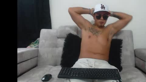 MaxTaylor online show from April 28, 4:45 am